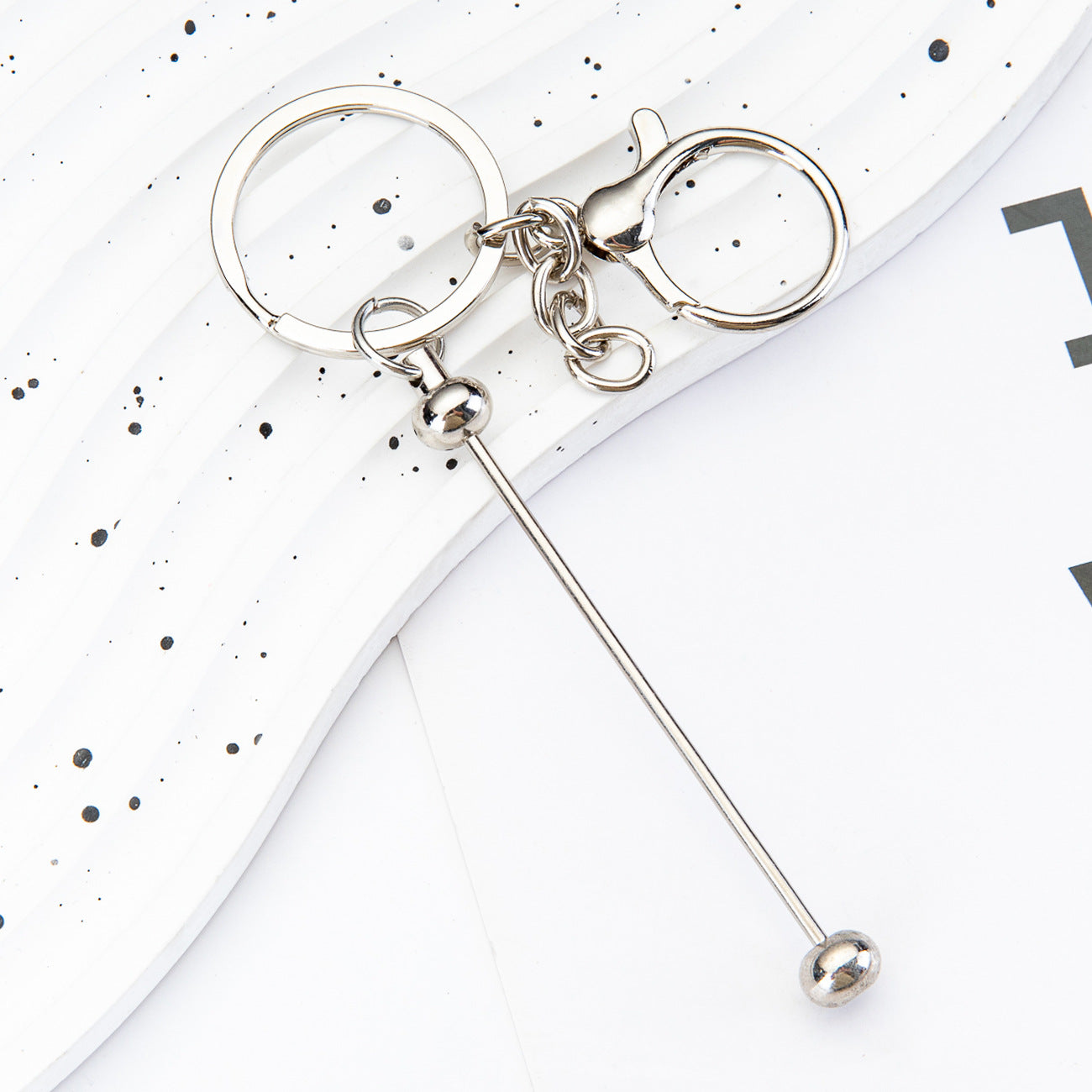 diy metal key chain Creative personality bag pendant key chain off-the-shelf DIY handmade beaded key chain